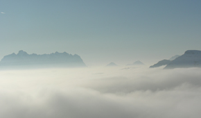 Alpen über Wolken